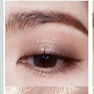 Shimmering Gold Eyeshadow Palette